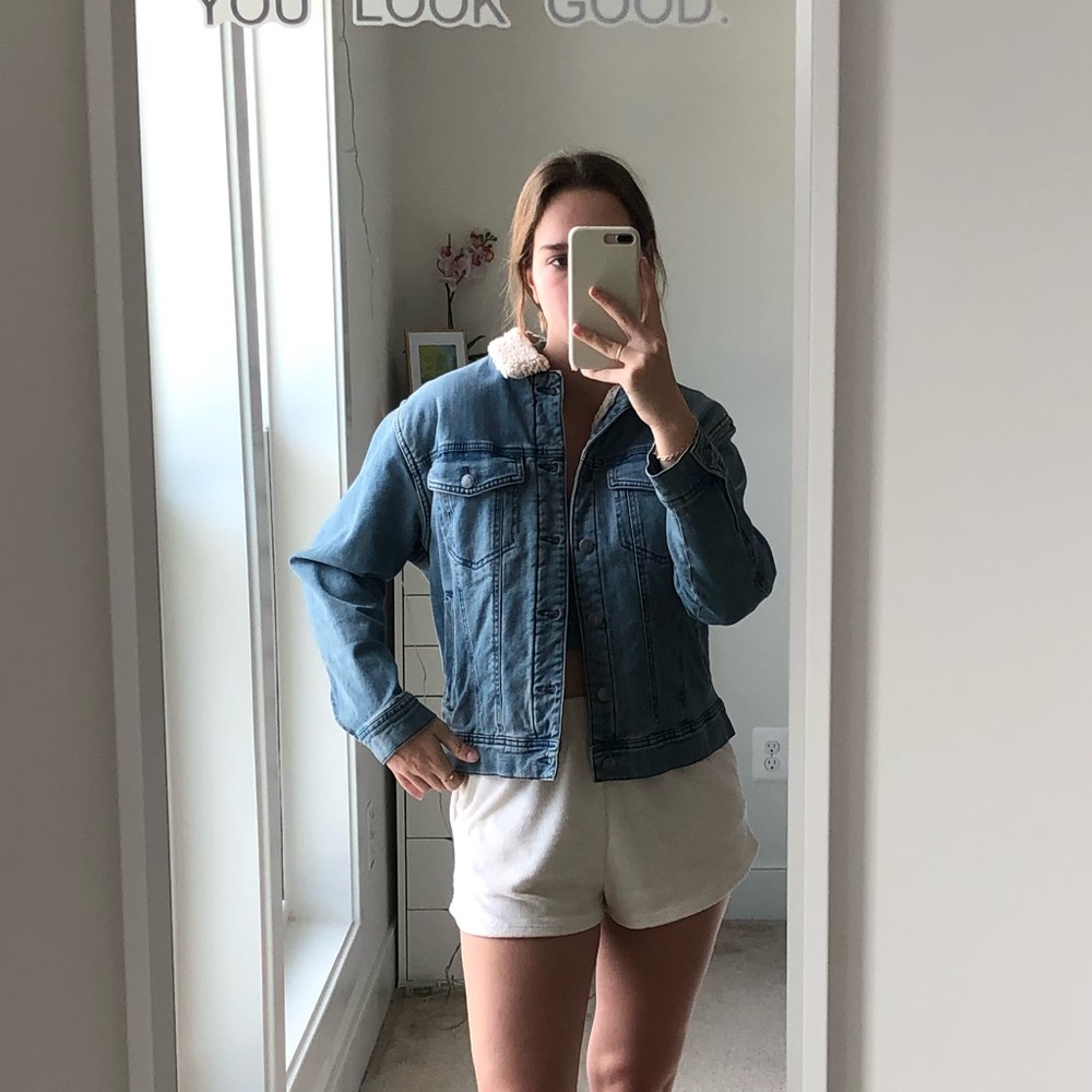 like new denim jacket with fleece inside and color - Picture 5 of 15